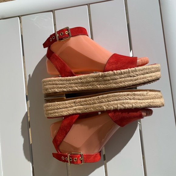 Vince Camuto red suede sandals espadrilles size 6M - Picture 7 of 14